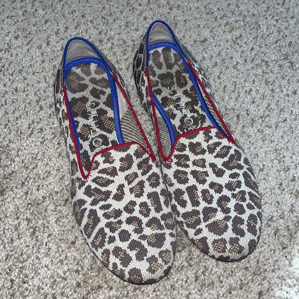 Rothys The Loafer in Mocha Spot size 7.5